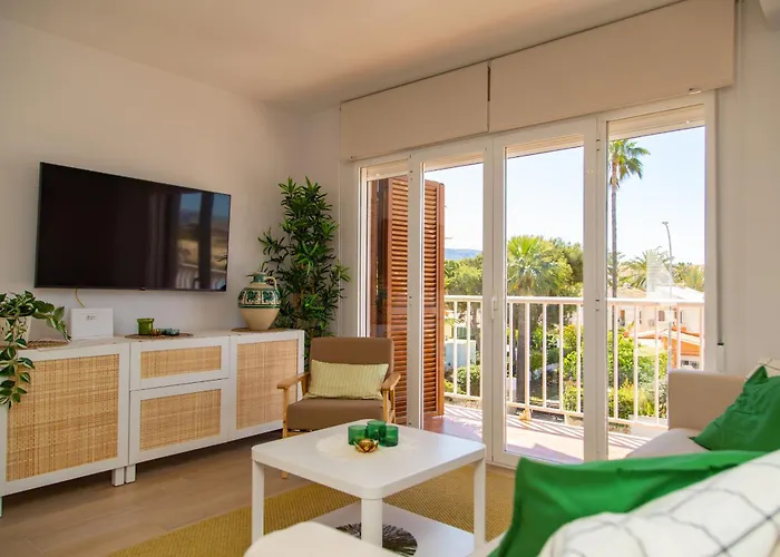Brisas Apartment *